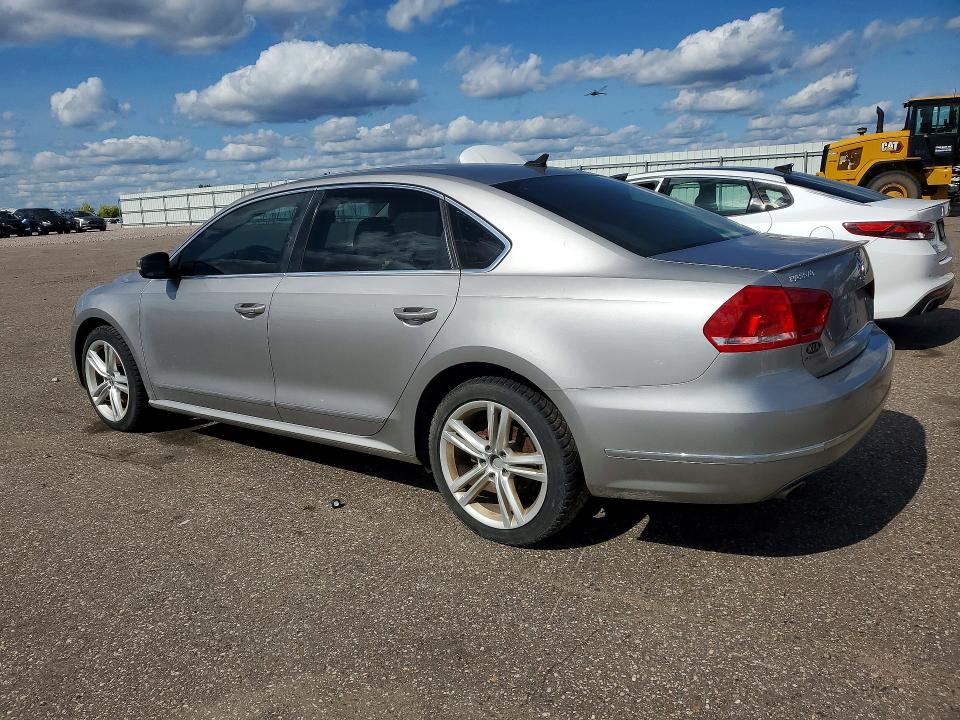 2013 Volkswagen Passat მანქანა იყიდება აუქციონზე, vin: 1VWCN7A33DC050263, აუქციონის ნომერი: 67926836