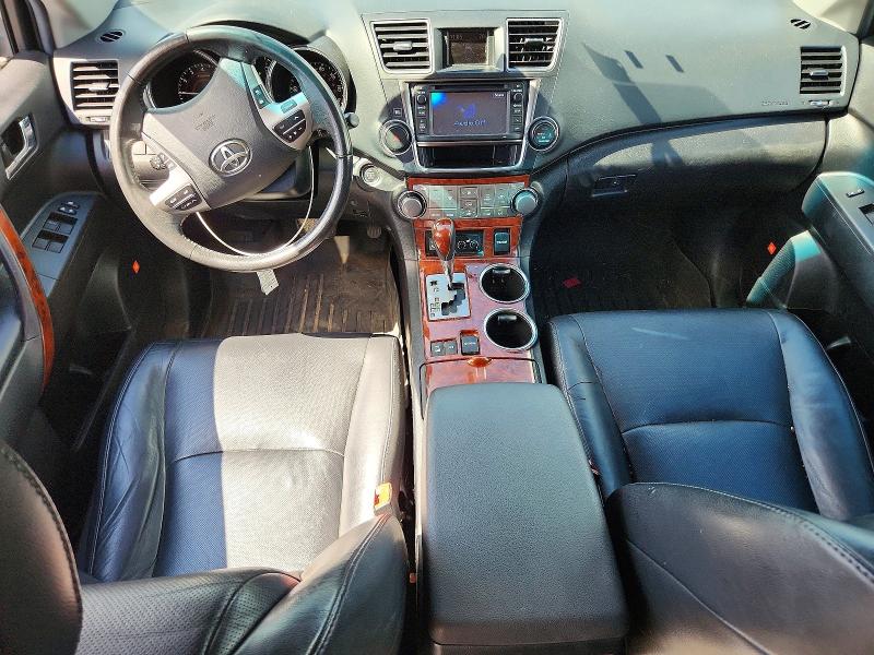 68695716 :رقم المزاد ، 5TDDK3EH4DS202502 vin ، 2013 Toyota Highlander مزاد بيع