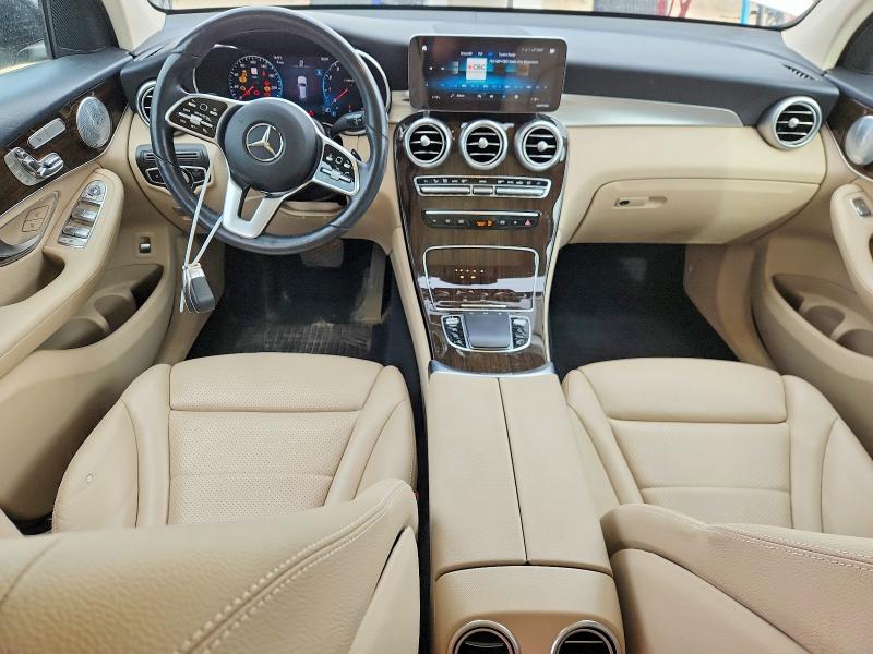 68335676 :رقم المزاد ، W1N0G8EBXMV270181 vin ، 2021 Mercedes-benz Glc مزاد بيع