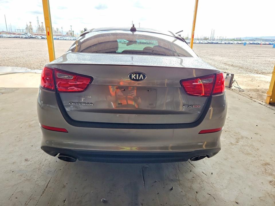 69233836 :رقم المزاد ، 5XXGN4A79FG413674 vin ، 2015 Kia Optima مزاد بيع