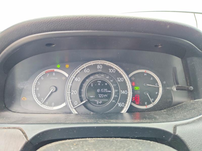 70010226 :رقم المزاد ، 1HGCR2E72FA025829 vin ، 2015 Honda Accord مزاد بيع