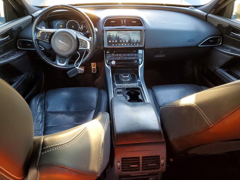 71261056 :رقم المزاد ، SAJAM4FV2JCP16998 vin ، 2018 Jaguar Xe مزاد بيع