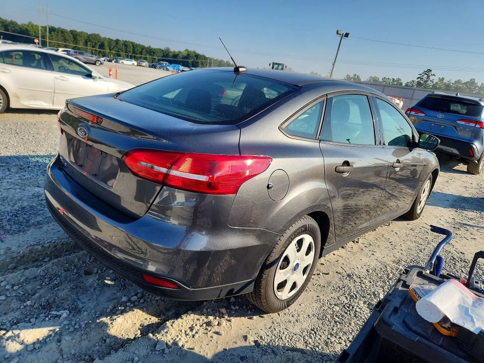 69552866 :رقم المزاد ، 1FADP3E28JL259804 vin ، 2018 Ford Focus مزاد بيع