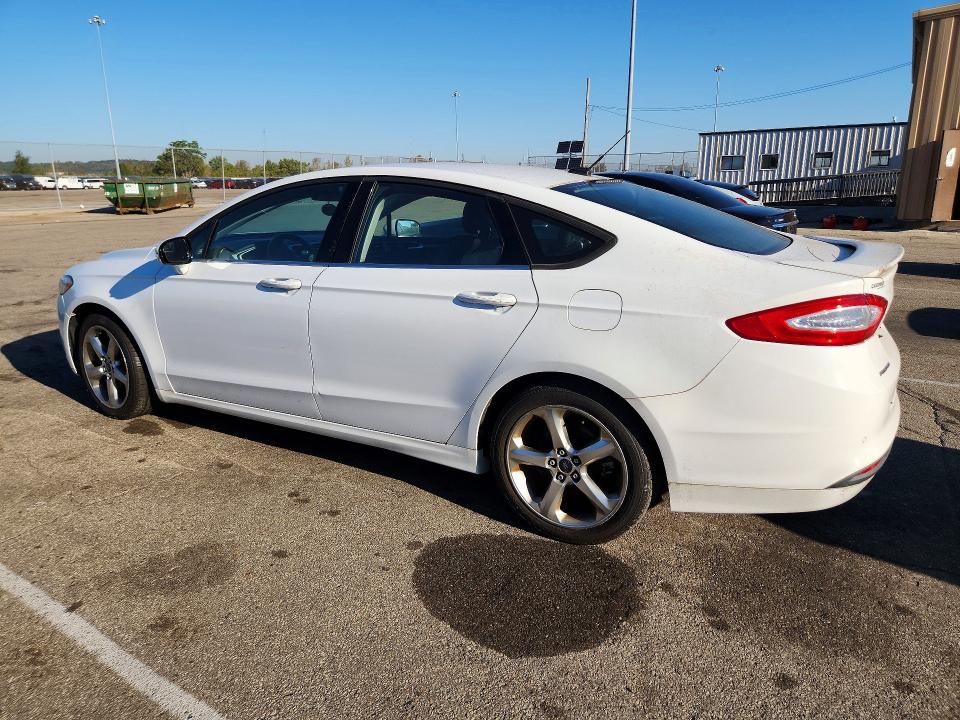 2013 Ford Fusion მანქანა იყიდება აუქციონზე, vin: 3FA6P0HR4DR253262, აუქციონის ნომერი: 70628726