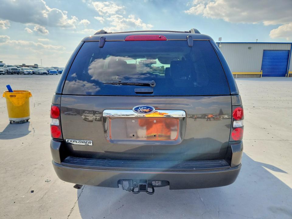 Продажа на аукционе авто 2008 Ford Explorer, vin: 1FMEU63E78UA67179, номер лота: 69623096