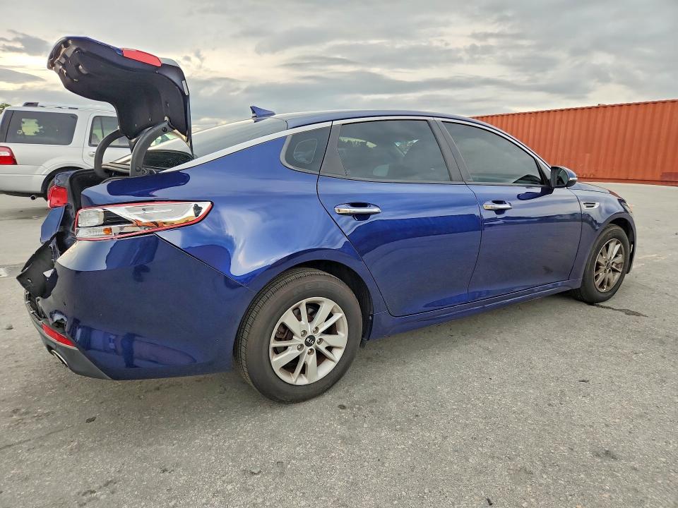 2018 Kia Optima მანქანა იყიდება აუქციონზე, vin: 5XXGT4L39JG229814, აუქციონის ნომერი: 69108806
