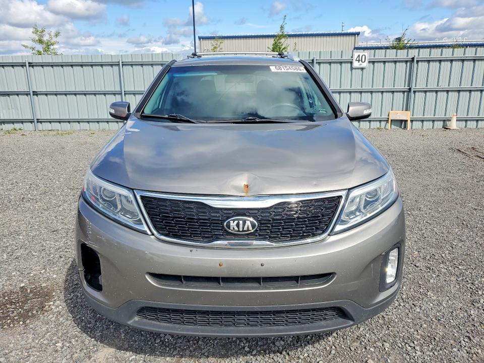 2015 Kia Sorento მანქანა იყიდება აუქციონზე, vin: 5XYKT3A69FG561174, აუქციონის ნომერი: 68154586