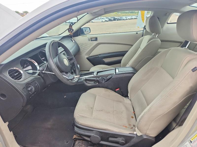 70675886 :رقم المزاد ، 1ZVBP8AMXB5105670 vin ، 2011 Ford Mustang مزاد بيع