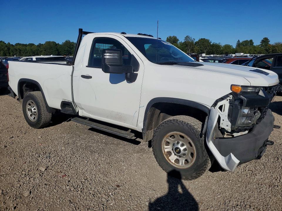 70293446 :رقم المزاد ، 1GC3YSE78LF268805 vin ، 2020 Chevrolet Silverado مزاد بيع