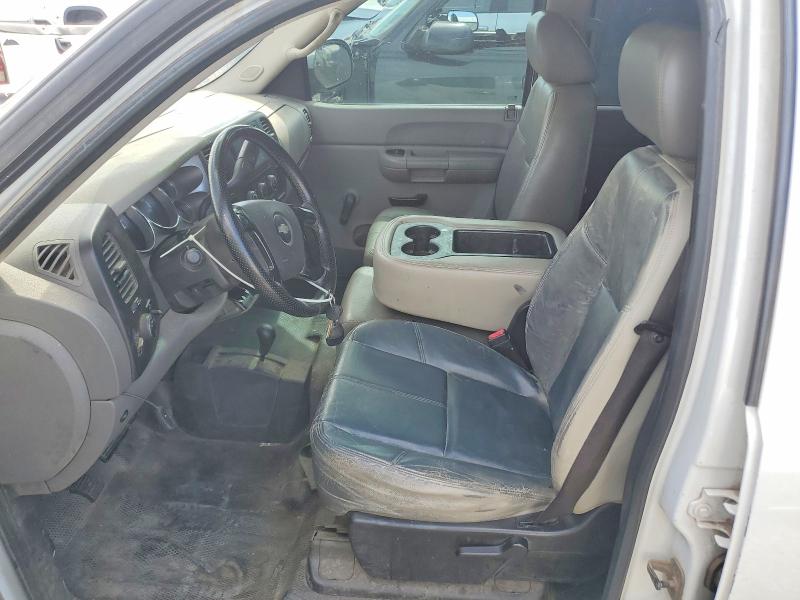70130666 :رقم المزاد ، 1GCHK43K89F149784 vin ، 2009 Chevrolet Silverado مزاد بيع