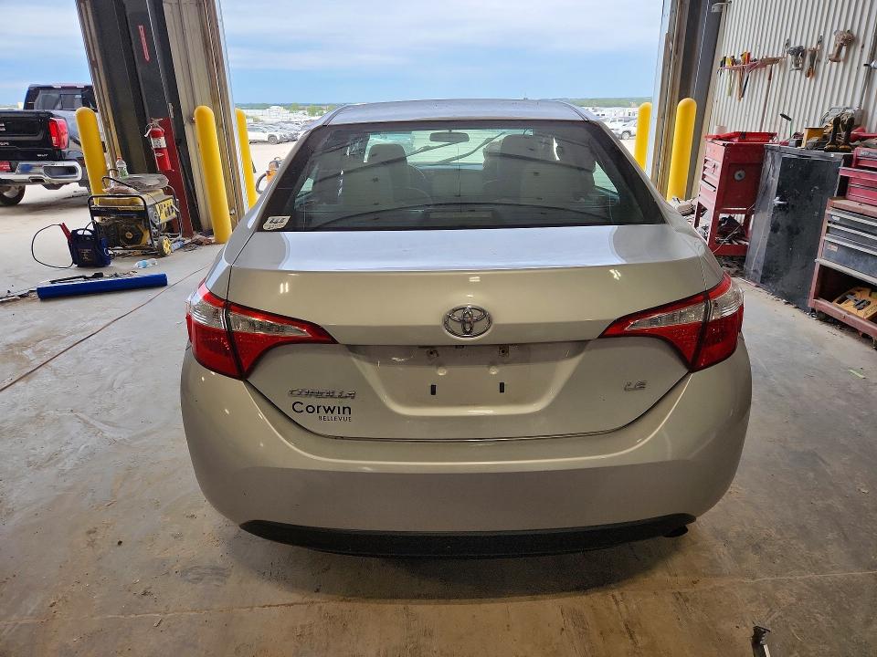 Продажа на аукционе авто 2015 Toyota Corolla, vin: 2T1BURHE6FC411872, номер лота: 69988456
