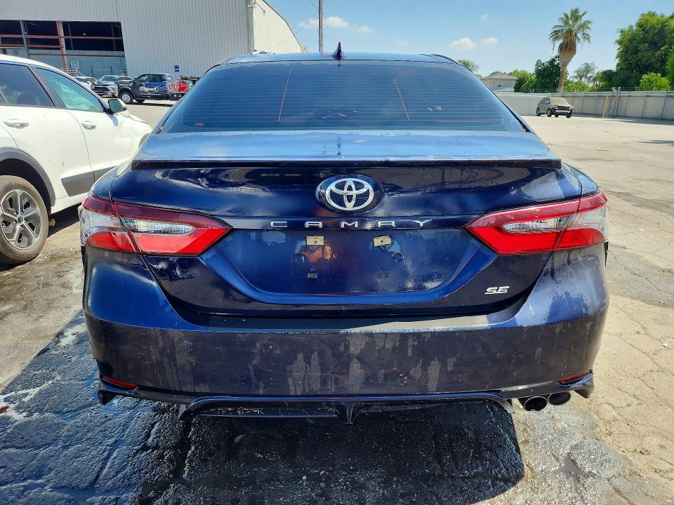 2022 Toyota Camry მანქანა იყიდება აუქციონზე, vin: 4T1T11AK5NU656271, აუქციონის ნომერი: 61930576