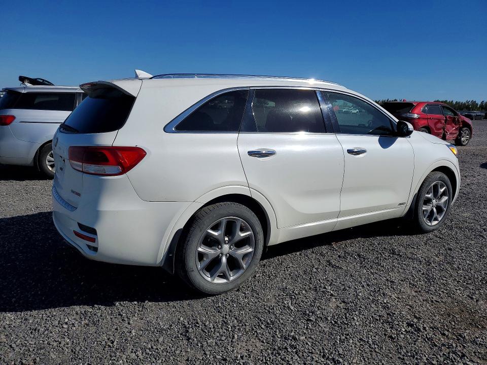 2016 Kia Sorento მანქანა იყიდება აუქციონზე, vin: 5XYPKDA17GG143443, აუქციონის ნომერი: 70347896