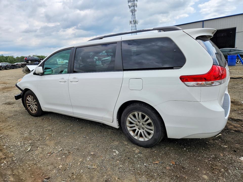 Продаж на аукціоні авто 2013 Toyota Sienna, vin: 5TDYK3DC1DS397210, номер лоту: 67985726
