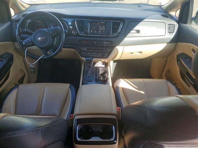 68140296 :رقم المزاد ، KNDMC5C12H6257292 vin ، 2017 Kia Sedona مزاد بيع