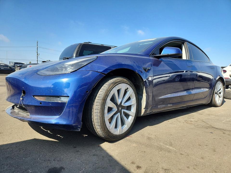 2022 Tesla Model 3 მანქანა იყიდება აუქციონზე, vin: 5YJ3E1EB8NF143088, აუქციონის ნომერი: 68689226