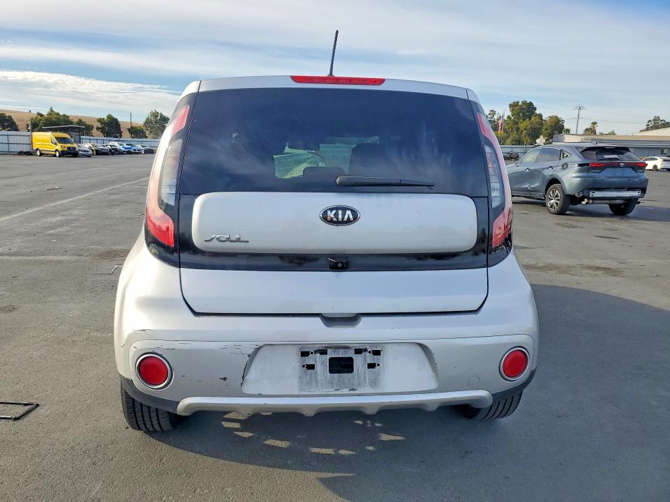 Продажа на аукционе авто 2017 Kia Soul, vin: KNDJP3A52H7497809, номер лота: 68270086