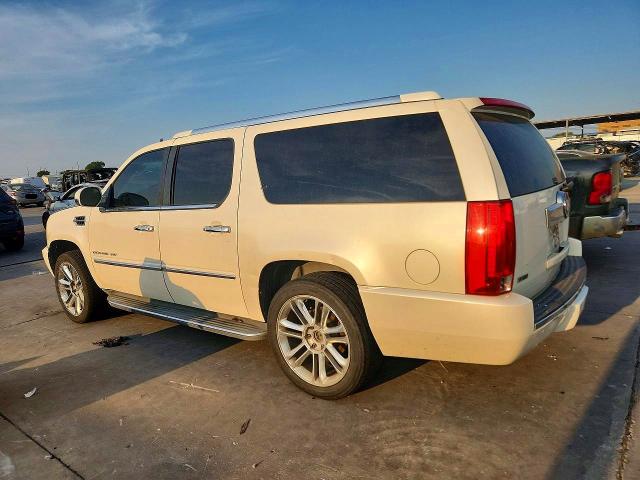 Продаж на аукціоні авто 2010 Cadillac Escalade, vin: 1GYUKHEF8AR138349, номер лоту: 69084076