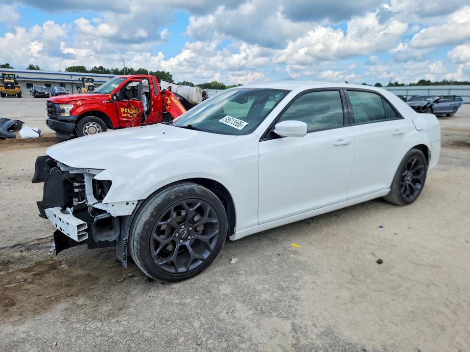 68013586 :رقم المزاد ، 2C3CCABGXKH648050 vin ، 2019 Chrysler 300 مزاد بيع