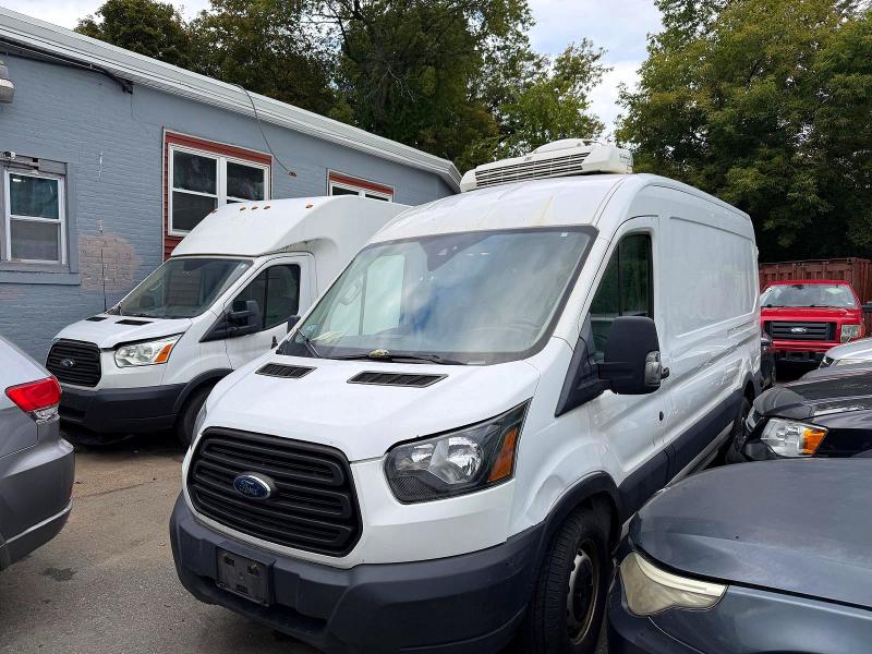 68586716 :رقم المزاد ، 1FTYR2CMXKKA29855 vin ، 2019 Ford Transit مزاد بيع