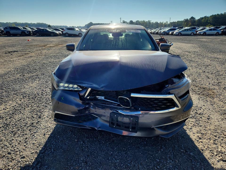 70217326 :رقم المزاد ، 19UUB1F3XJA010227 vin ، 2018 Acura Tlx مزاد بيع