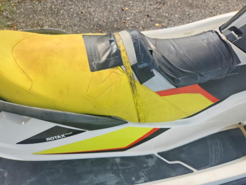 69107616 :رقم المزاد ، YDV31732D414 vin ، 2014 Sea-doo Jet Ski مزاد بيع