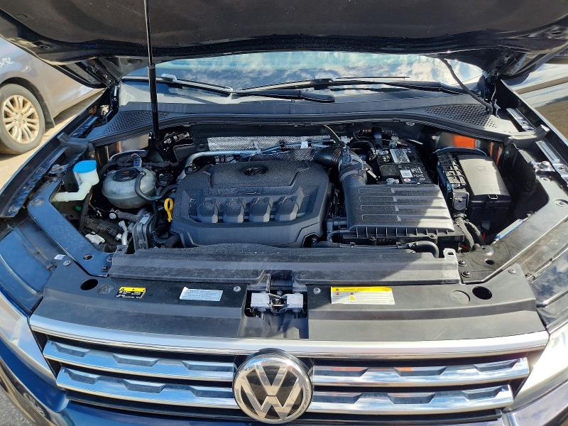 70531306 :رقم المزاد ، 3VV2B7AX2MM096984 vin ، 2021 Volkswagen Tiguan مزاد بيع