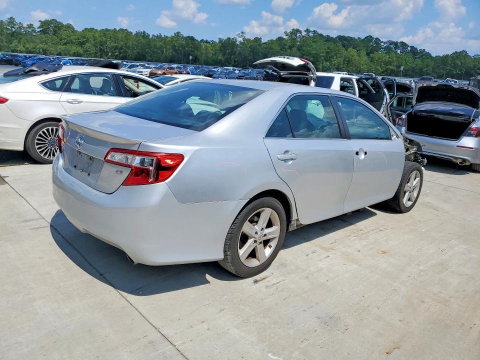 68859376 :رقم المزاد ، 4T1BF1FK9CU137601 vin ، 2012 Toyota Camry مزاد بيع