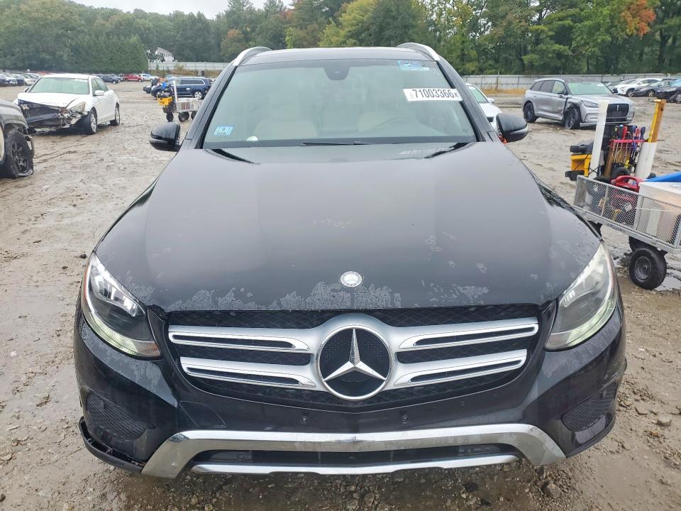 71003366 :رقم المزاد ، WDC0G4KB9HF120237 vin ، 2017 Mercedes-benz Glc مزاد بيع