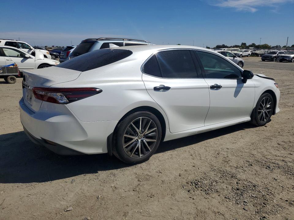 2022 Toyota Camry მანქანა იყიდება აუქციონზე, vin: 4T1F31AK6NU595066, აუქციონის ნომერი: 68789106