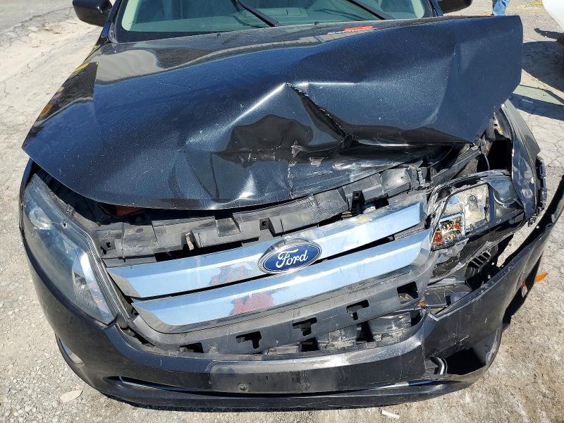 67670336 :رقم المزاد ، 3FADP0L36BR132126 vin ، 2011 Ford Fusion مزاد بيع