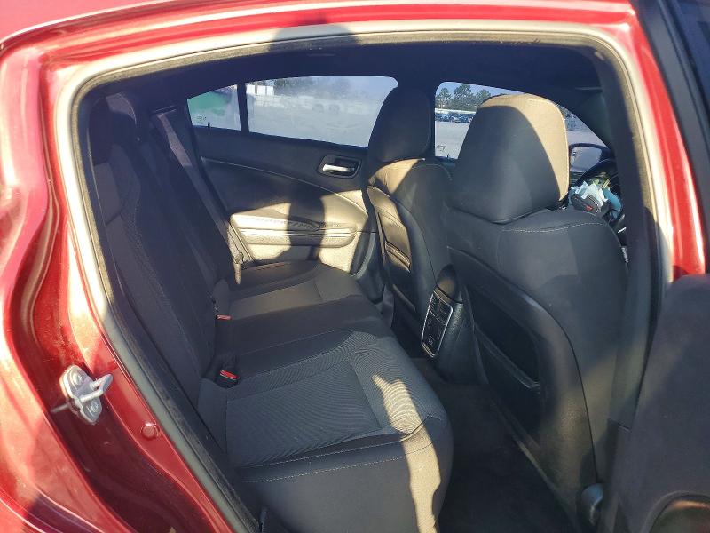 68970656 :رقم المزاد ، 2C3CDXCTXJH114881         vin ، 2018 Dodge Charger مزاد بيع