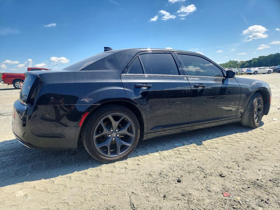 Продажа на аукционе авто 2023 Chrysler 300, vin: 2C3CCAAG8PH505946, номер лота: 67978016