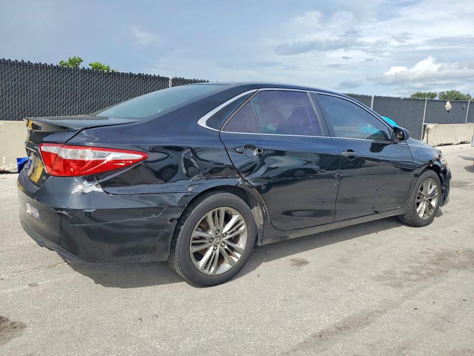 2015 Toyota Camry მანქანა იყიდება აუქციონზე, vin: 4T1BF1FK0FU110730, აუქციონის ნომერი: 70035976