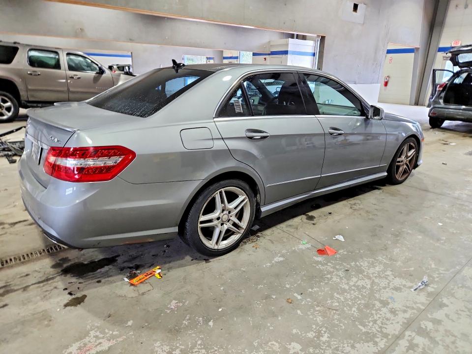 Aukcja sprzedaży 2011 Mercedes-benz E, vin: WDDHF8HB9BA396678, numer aukcji: 69932896