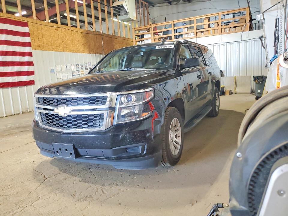 2017 Chevrolet Suburban მანქანა იყიდება აუქციონზე, vin: 1GNSKHKC0HR242620, აუქციონის ნომერი: 69046696