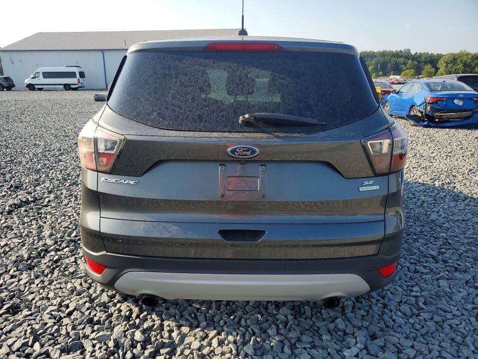 Продаж на аукціоні авто 2017 Ford Escape, vin: 1FMCU0GD5HUA53660, номер лоту: 67683926