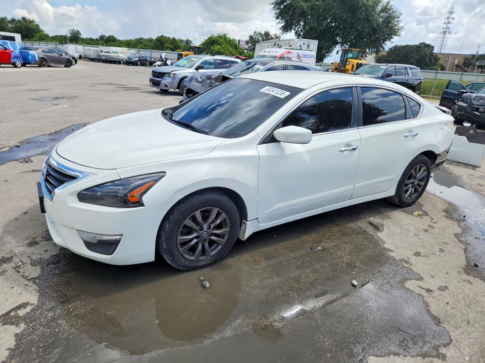 2015 Nissan Altima მანქანა იყიდება აუქციონზე, vin: 1N4AL3AP0FN906644, აუქციონის ნომერი: 69541336