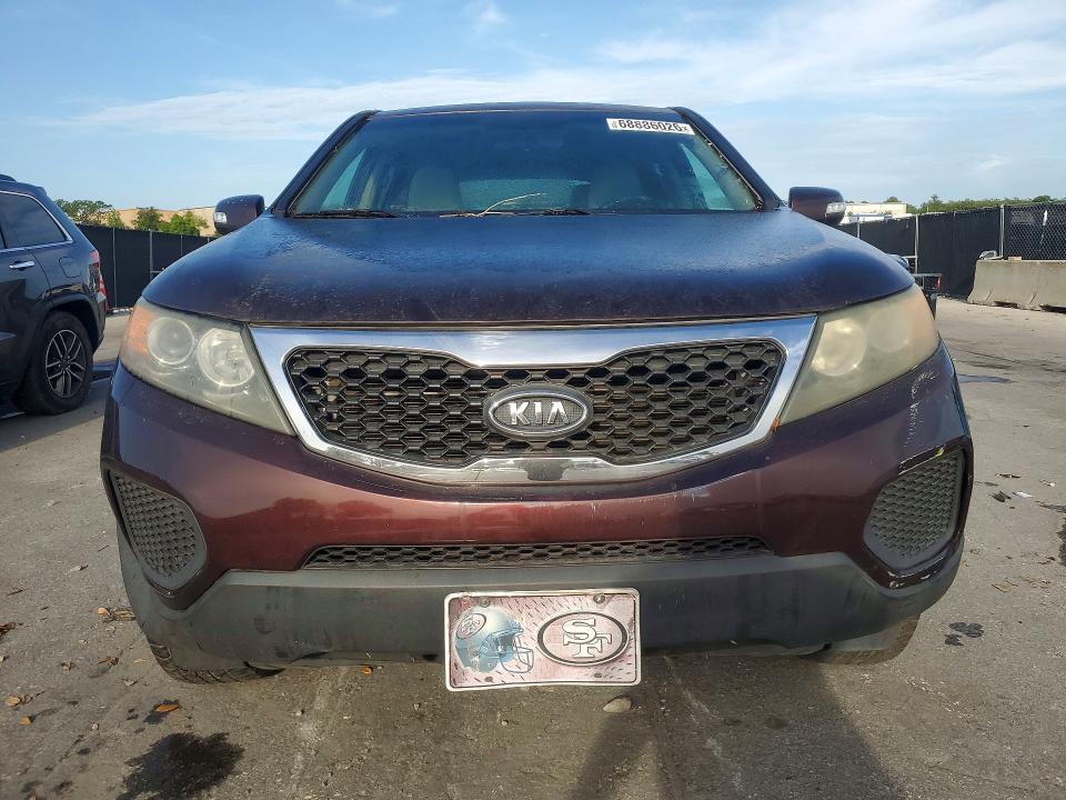 68886026 :رقم المزاد ، 5XYKT3A17DG315662 vin ، 2013 Kia Sorento مزاد بيع