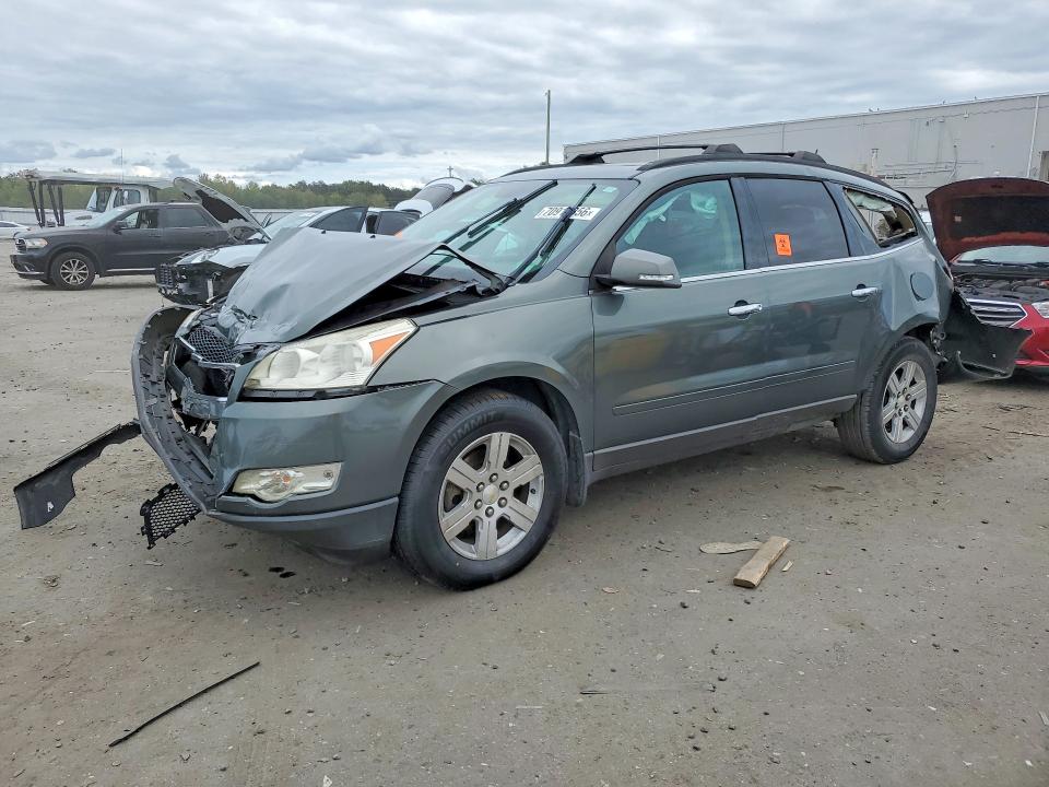 70913356 :رقم المزاد ، 1GNKRJED1BJ114660 vin ، 2011 Chevrolet Traverse مزاد بيع