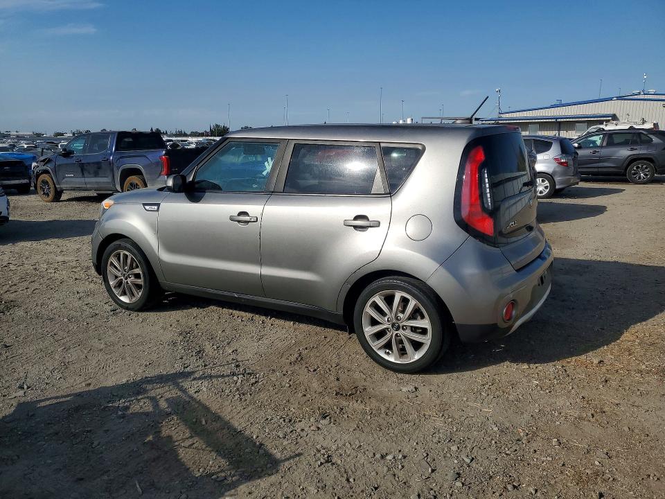 Продаж на аукціоні авто 2018 Kia Soul, vin: KNDJP3A56J7536228, номер лоту: 69371676