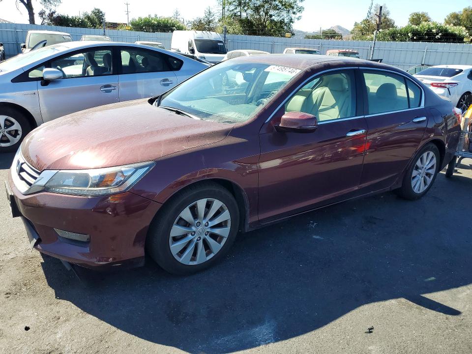 67495746 :رقم المزاد ، 1HGCR2F80EA009960 vin ، 2014 Honda Accord مزاد بيع