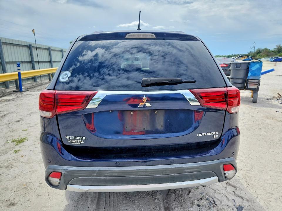 Продаж на аукціоні авто 2016 Mitsubishi Outlander, vin: JA4AD3A35GZ008551, номер лоту: 70414696
