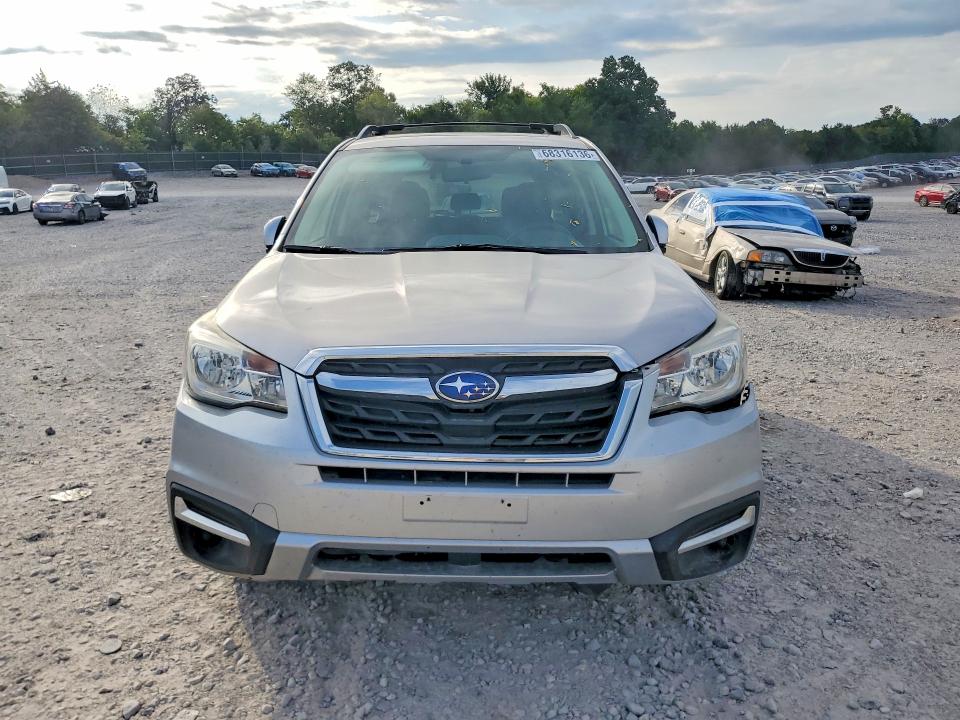 68316136 :رقم المزاد ، JF2SJAEC9HH800972 vin ، 2017 Subaru Forester مزاد بيع