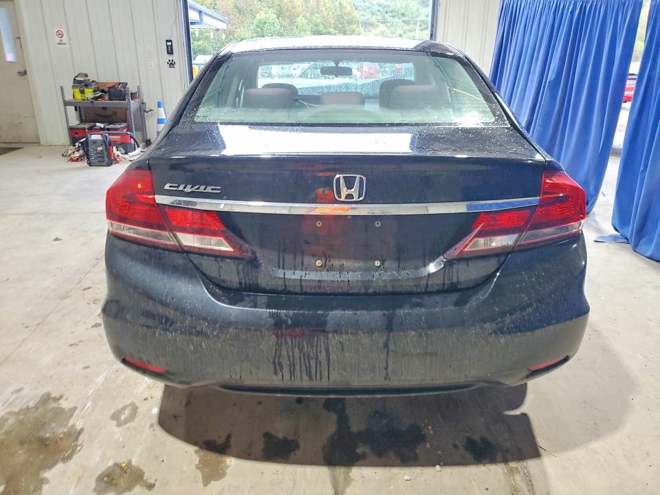 2013 Honda Civic მანქანა იყიდება აუქციონზე, vin: 19XFB2F88DE204281, აუქციონის ნომერი: 70245336