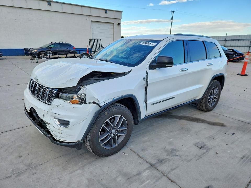 69401516 :رقم المزاد ، 1C4RJFBG1HC956793 vin ، 2017 Jeep Grand Cherokee مزاد بيع