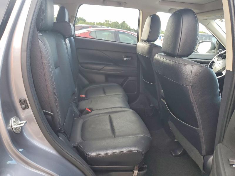 Продажа на аукционе авто 2017 Mitsubishi Outlander, vin: JA4AZ3A34HZ056657, номер лота: 70616856