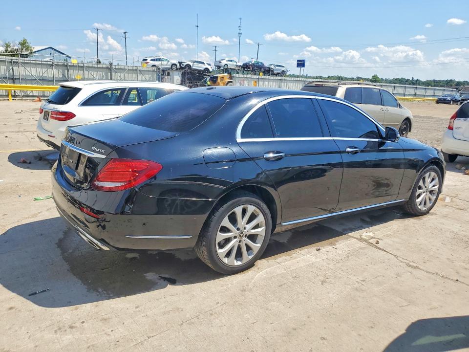 67495586 :رقم المزاد ، WDDZF4KB4KA537324 vin ، 2019 Mercedes-benz E مزاد بيع