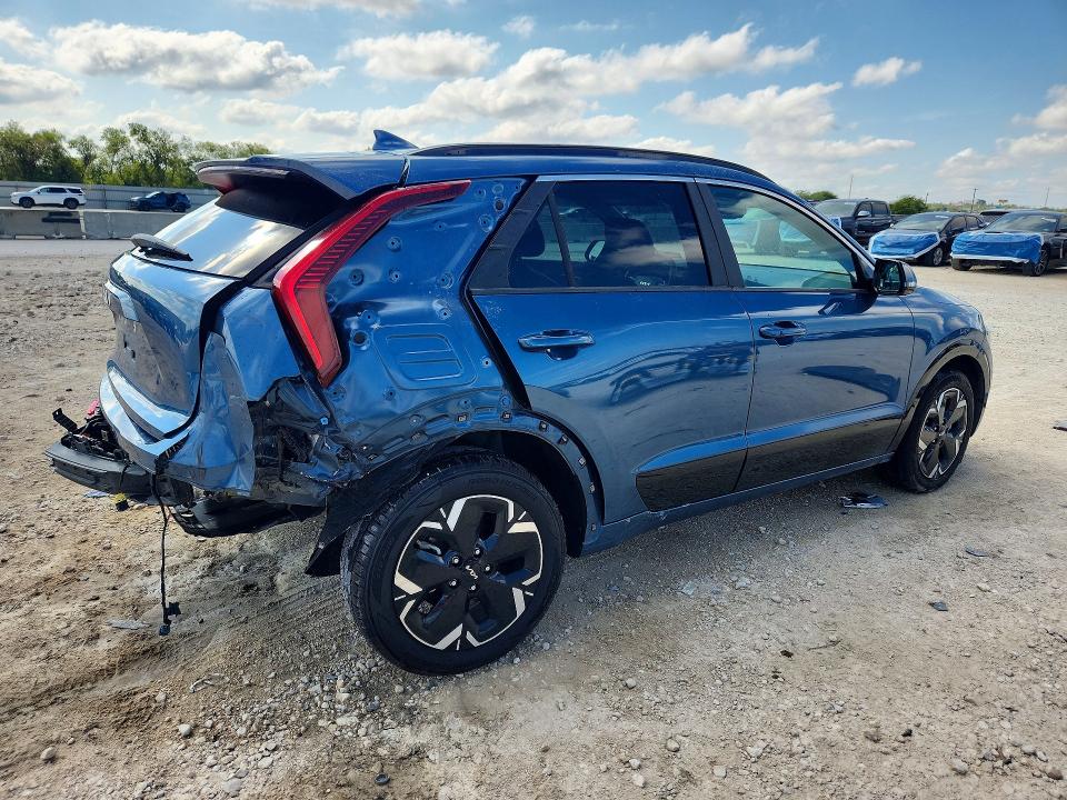 Продажа на аукционе авто 2024 Kia Niro, vin: KNDCR3L19R5098065, номер лота: 70799576