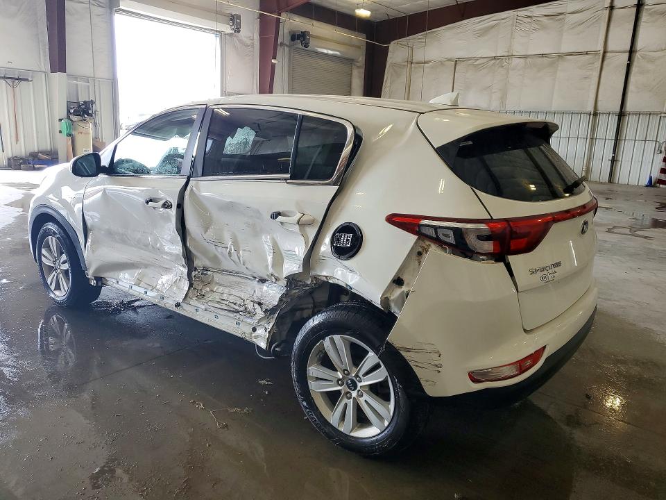 67504856 :رقم المزاد ، KNDPMCAC4H7088633 vin ، 2017 Kia Sportage مزاد بيع